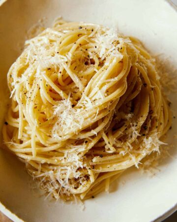 传得沸沸扬扬的靠近堆cacio e佩佩。